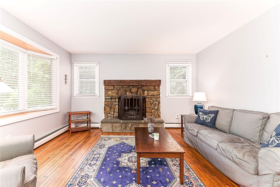 26 Fort Ninigret Road Charlestown, RI 02813 - Photo 4 of 36