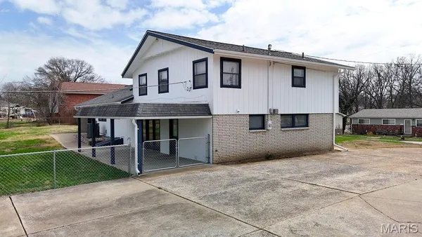 $374,900 | 1521 Sweeney Drive, Festus, MO 63028