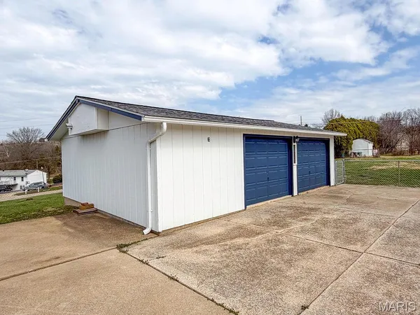 $374,900 | 1521 Sweeney Drive, Festus, MO 63028