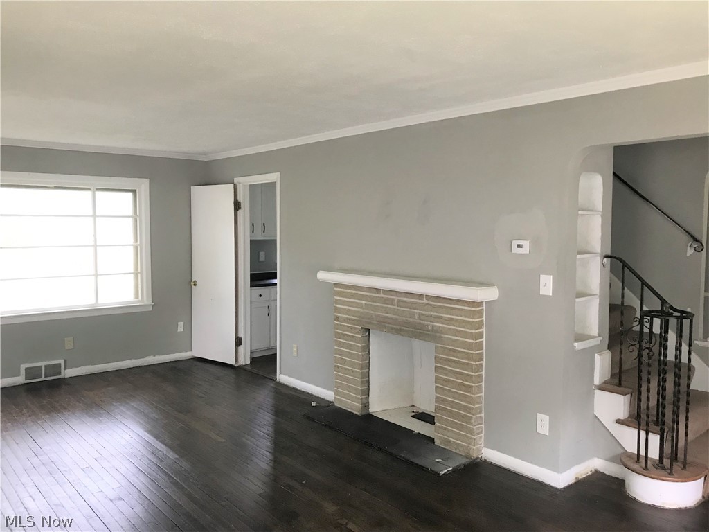 664 Quilliams Road Cleveland Heights, OH 44121 - Photo 3 of 14