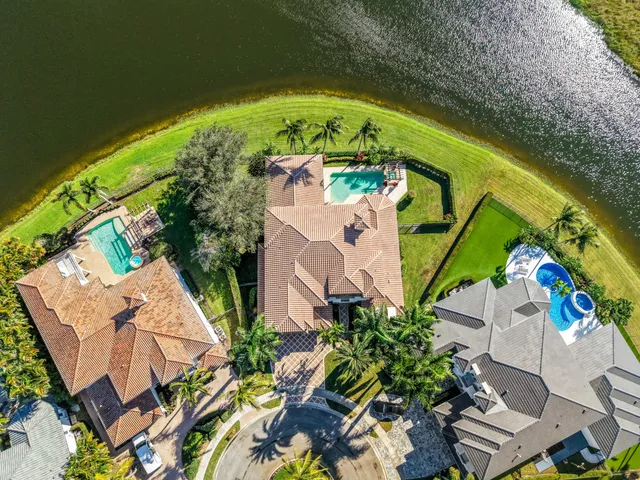 $2,789,000 | 17602 Middle Lake Drive, Boca Raton, FL 33496