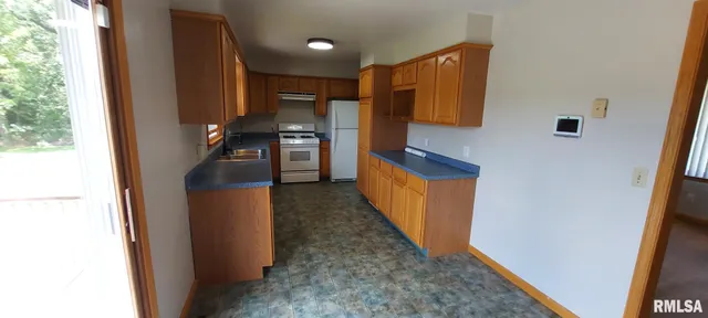 $230,000 | 2390 Highway 150, Rio, IL 61472