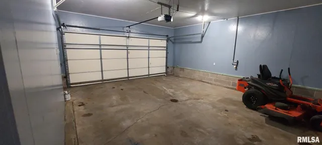 $230,000 | 2390 Highway 150, Rio, IL 61472