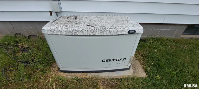 $230,000 | 2390 Highway 150, Rio, IL 61472