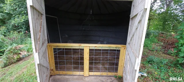 $230,000 | 2390 Highway 150, Rio, IL 61472