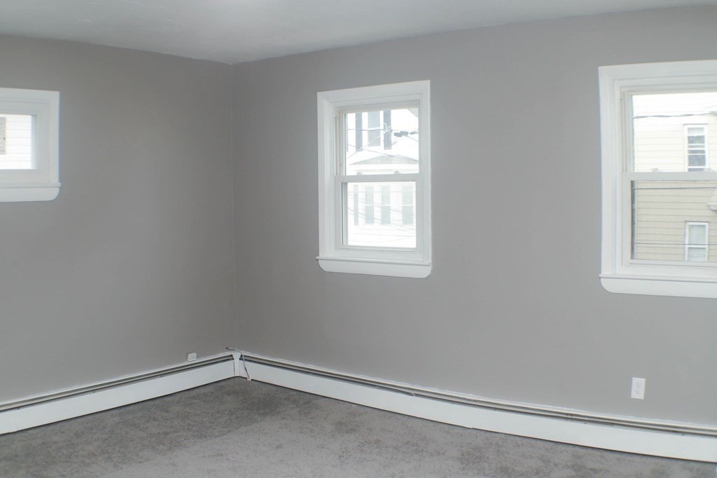 503 Peckham Street Fall River, MA 02721 - Photo 3 of 18