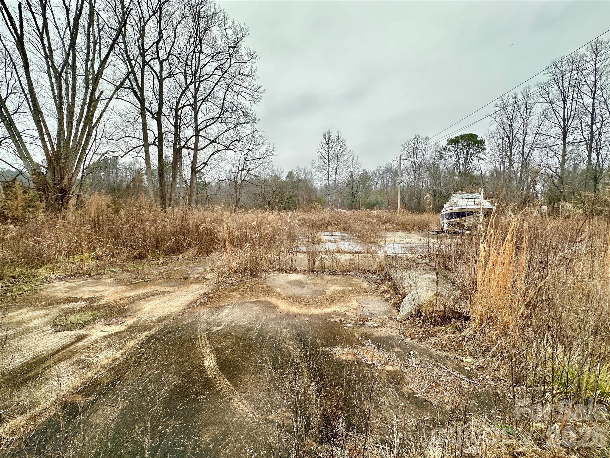 2735 Piney Road Morganton, NC 28655 - Photo 6 of 14