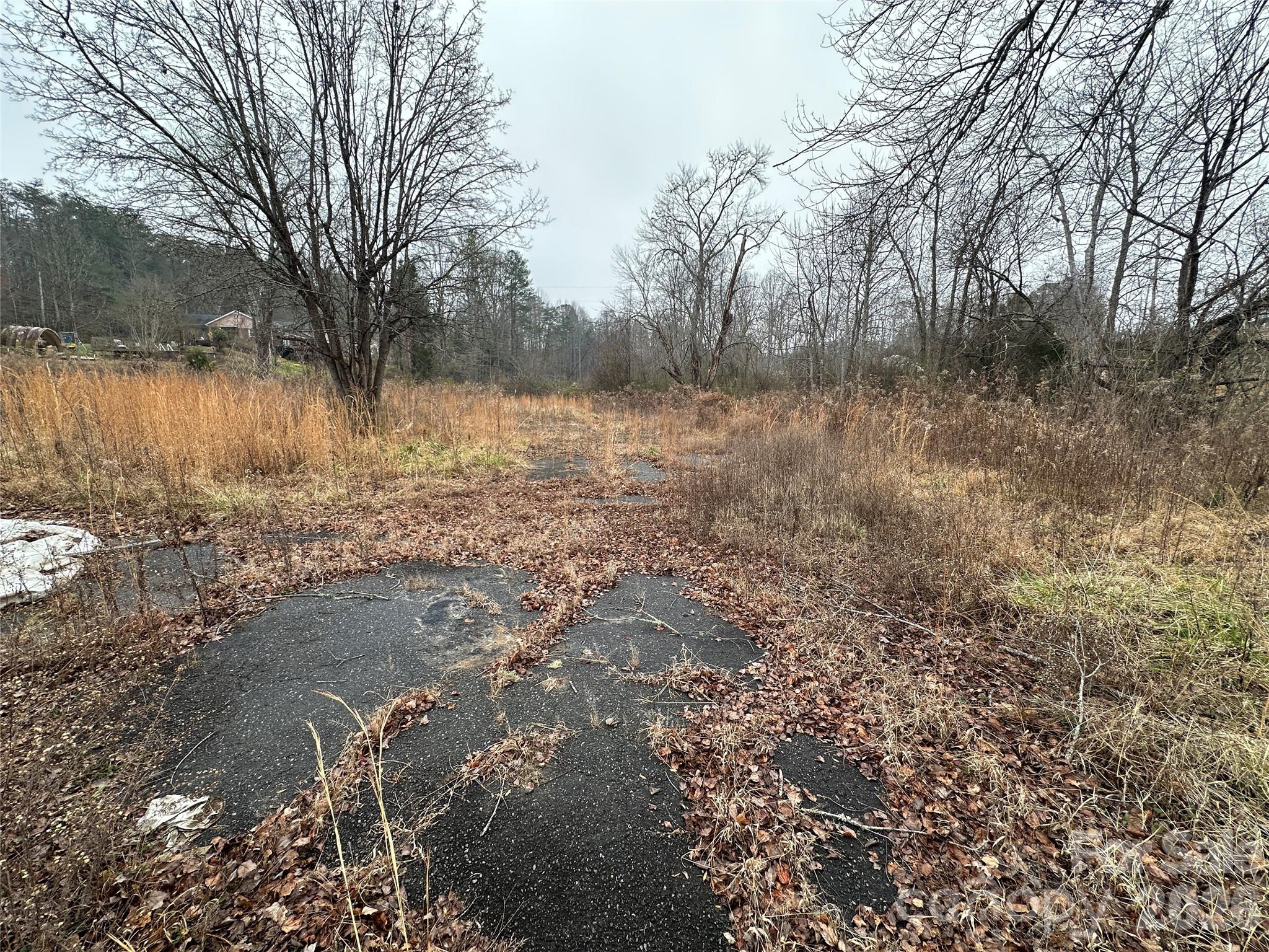 2735 Piney Road Morganton, NC 28655 - Photo 10 of 14