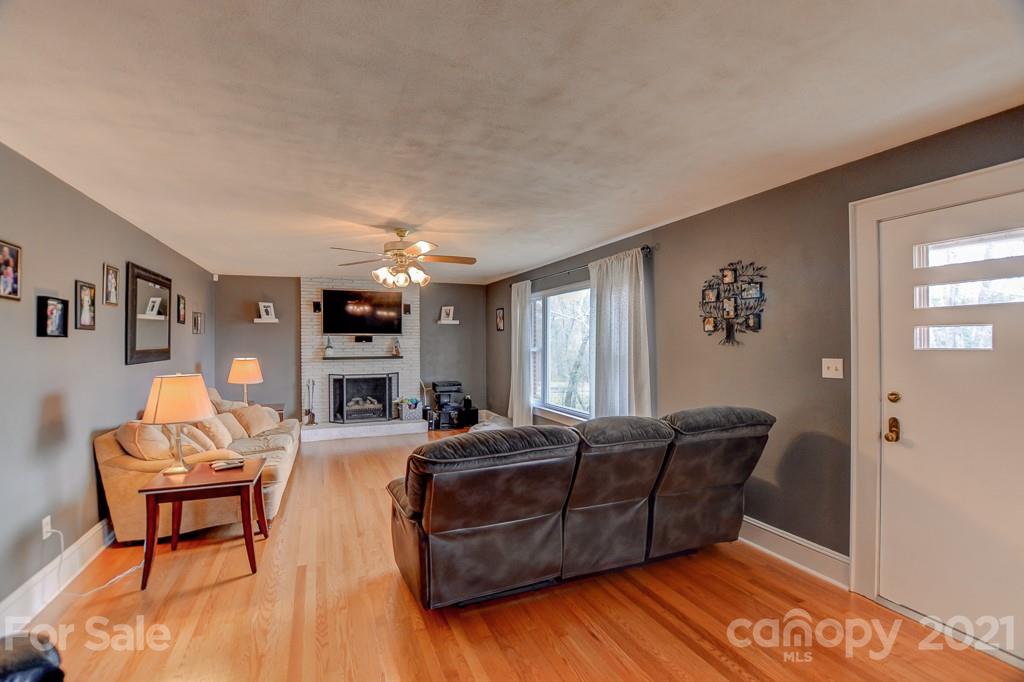 339 Morgan Road Candler, NC 28715 - Photo 2 of 37 Gallery Image 2