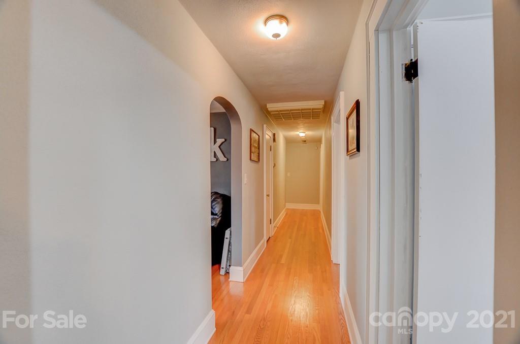 339 Morgan Road Candler, NC 28715 - Photo 11 of 37 Gallery Image 11