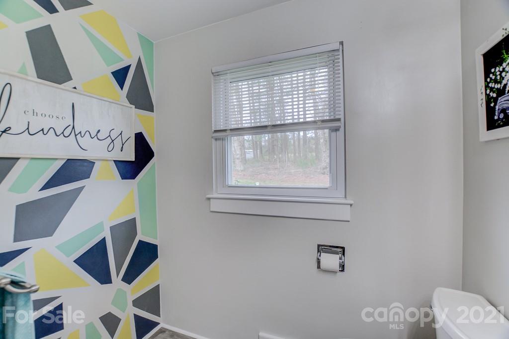 339 Morgan Road Candler, NC 28715 - Photo 18 of 37 Gallery Image 18