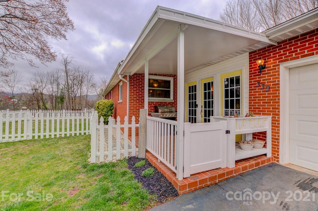 339 Morgan Road Candler, NC 28715 - Photo 21 of 37 Gallery Image 21
