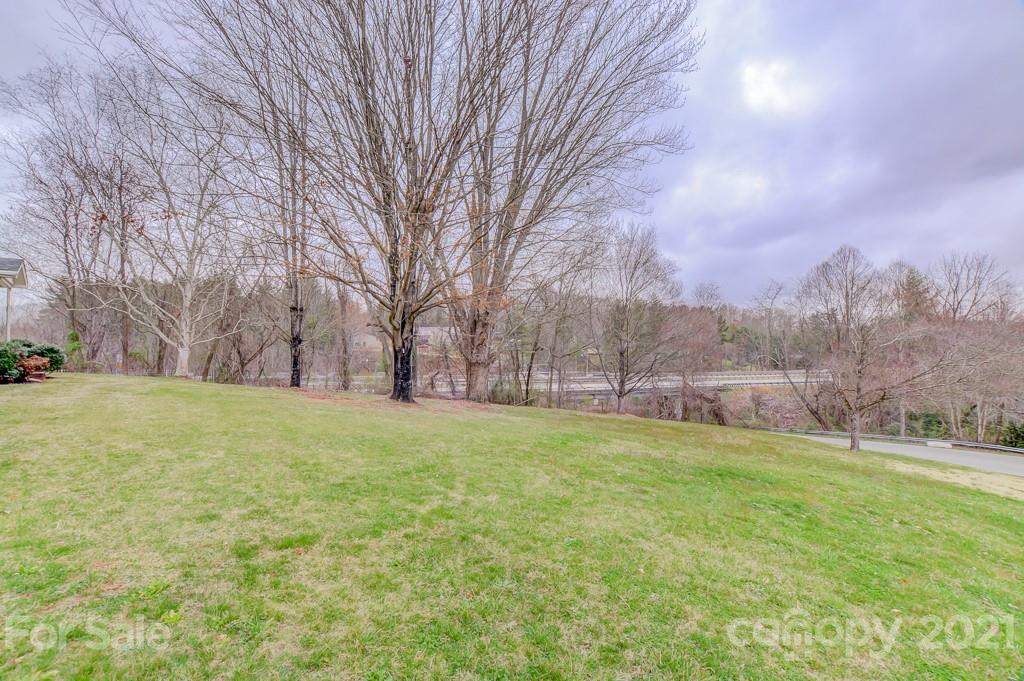 339 Morgan Road Candler, NC 28715 - Photo 35 of 37 Gallery Image 35