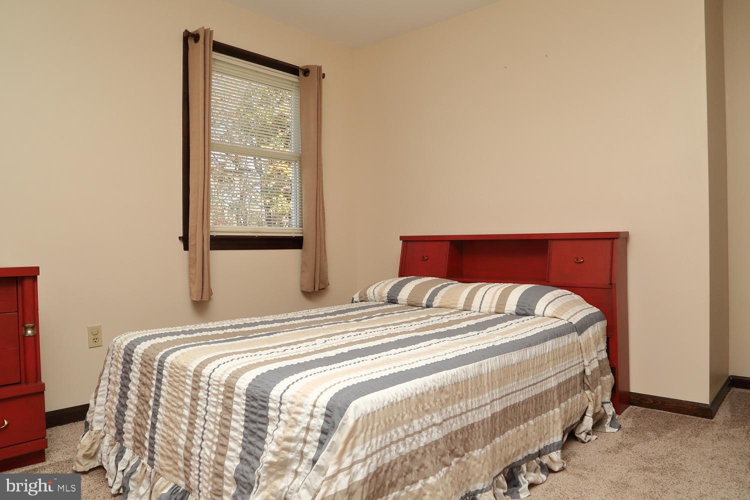 590 Miller Road Elizabethtown, PA 17022 - Photo 16 of 28 Bedroom 2