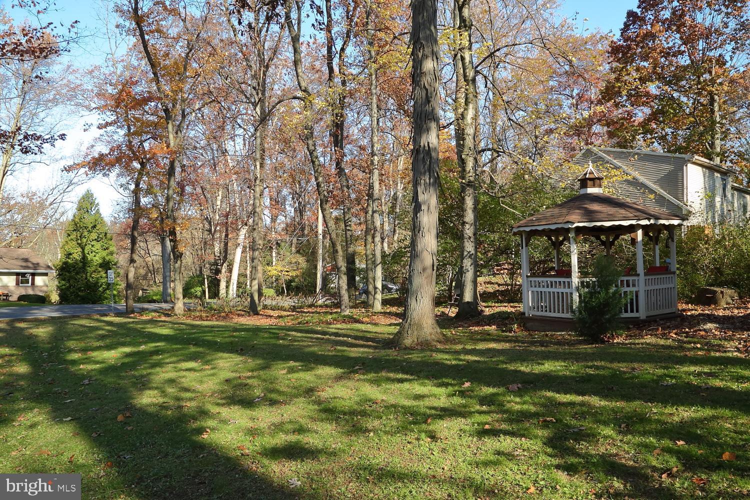 590 Miller Road Elizabethtown, PA 17022 - Photo 26 of 28 Yard