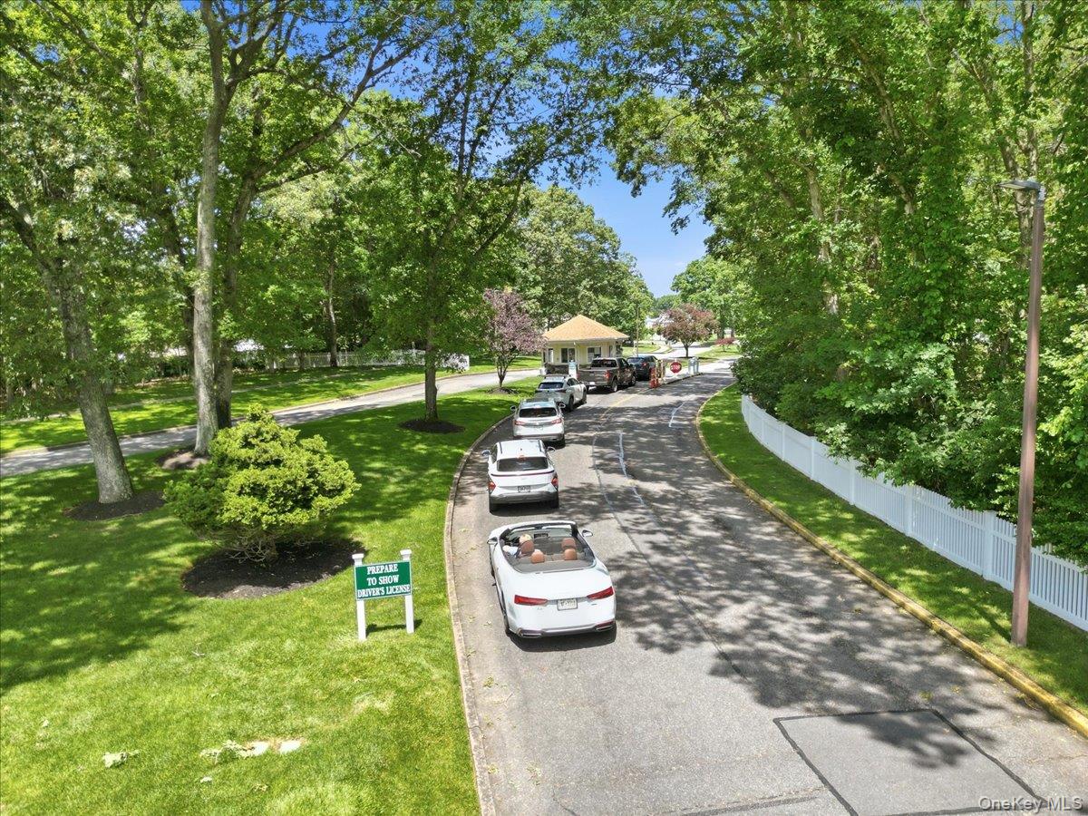 158 Falmouth Court, Unit A Ridge, NY 11961 - Photo 15 of 23