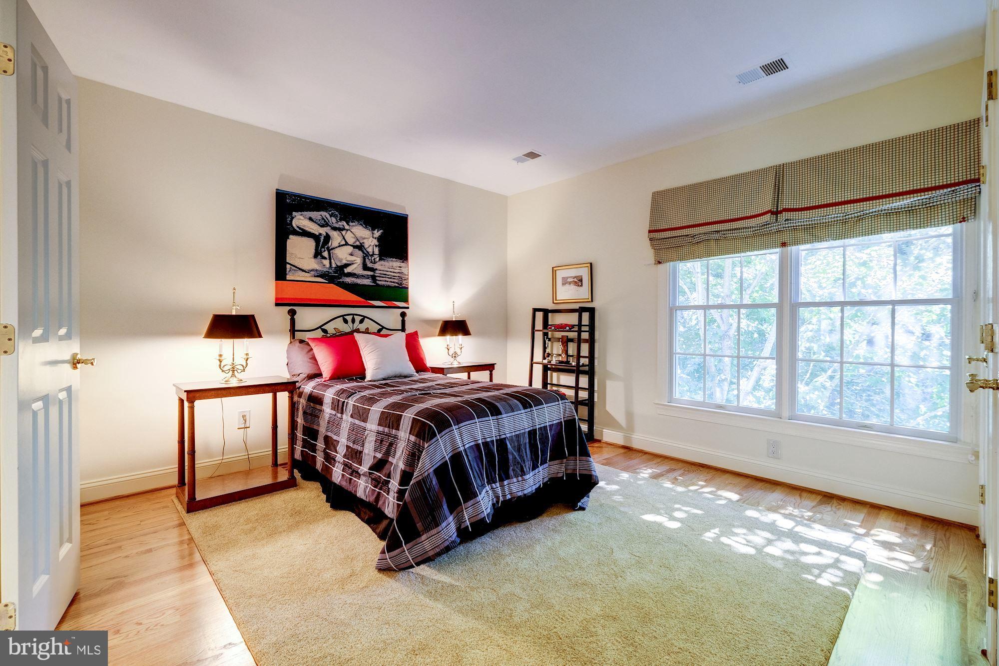 11204 River View Drive Potomac, MD 20854 - Photo 33 of 48 Upper Level - Bedroom 4