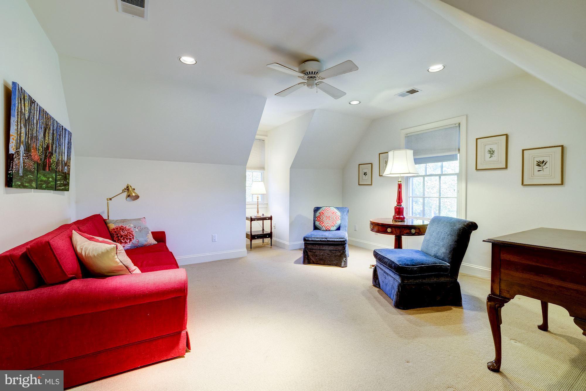 11204 River View Drive Potomac, MD 20854 - Photo 36 of 48 Upper Level - Office