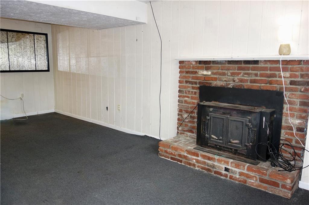 120 Wren Way Washington, PA 15301 - Photo 24 of 30 a living room with a fireplace