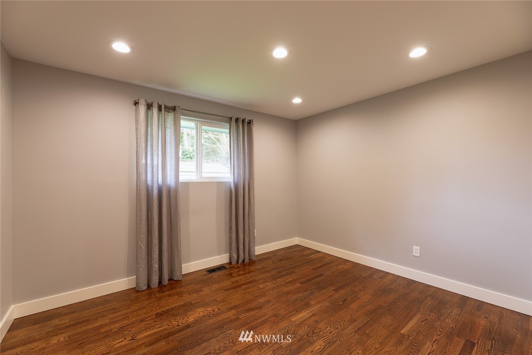 23405 1st Avenue West Bothell, WA 98021 - Photo 24 of 32