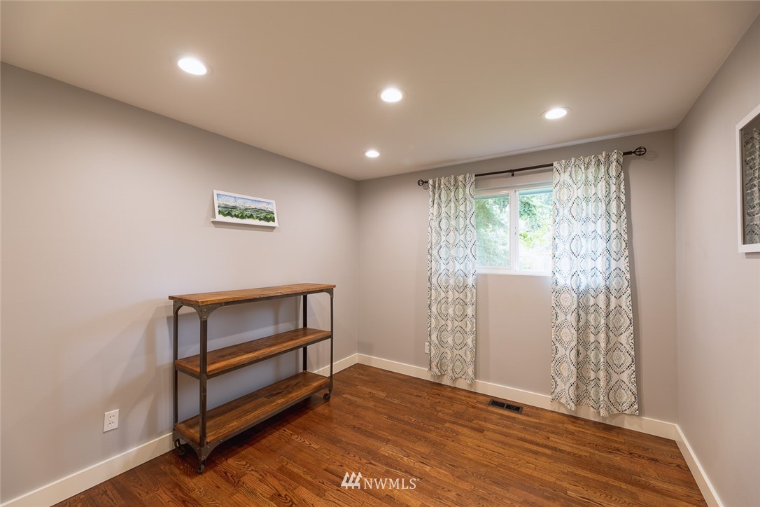 23405 1st Avenue West Bothell, WA 98021 - Photo 26 of 32