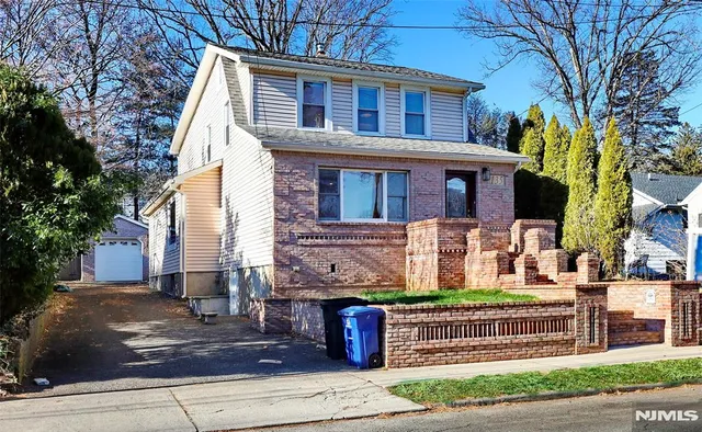 $5,700 | 135 7th Street, Cresskill, NJ 07626