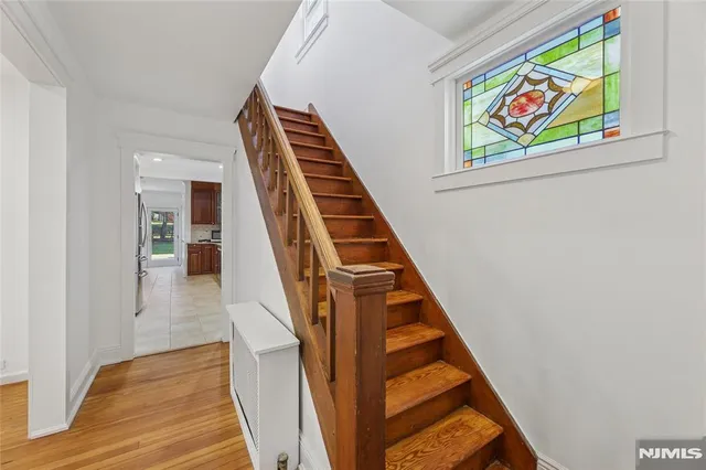 $5,700 | 135 7th Street, Cresskill, NJ 07626