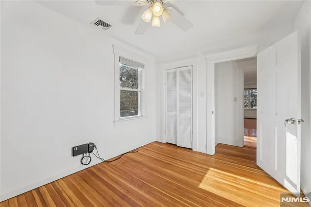 $5,700 | 135 7th Street, Cresskill, NJ 07626