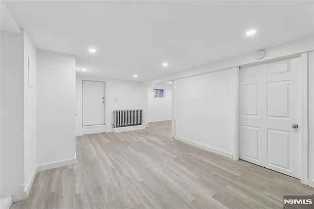 $5,700 | 135 7th Street, Cresskill, NJ 07626