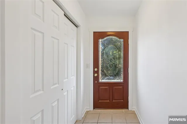 $5,700 | 135 7th Street, Cresskill, NJ 07626