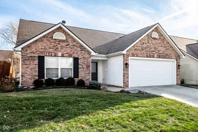 $320,000 | 14923 Silver Thorne Way, Carmel, IN 46033