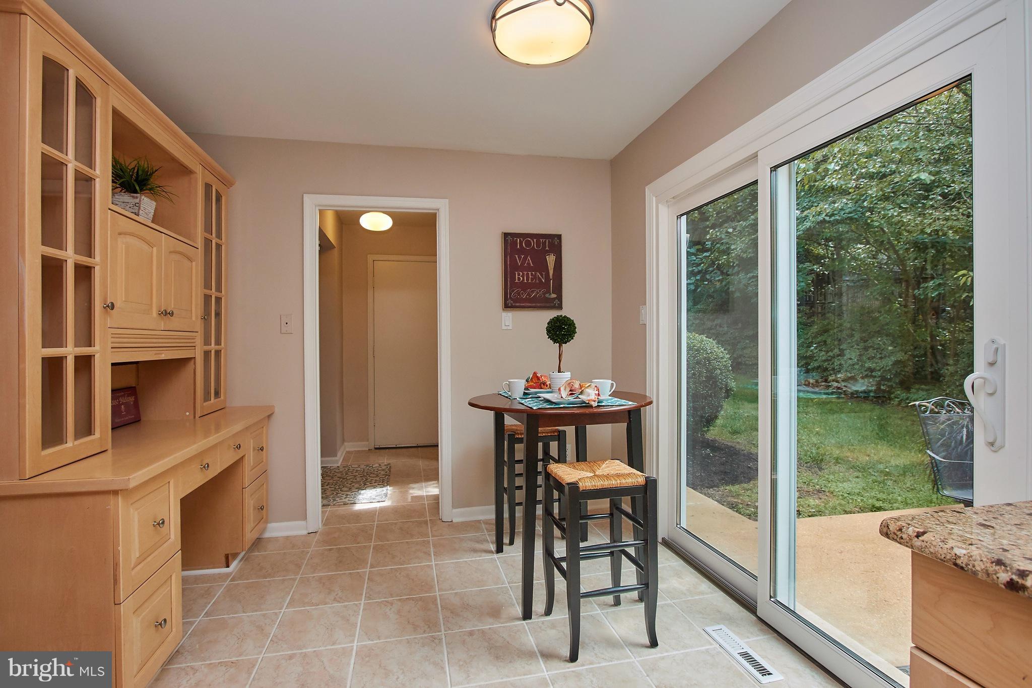 9511 Rockport Road Vienna, VA 22180 - Photo 8 of 30 Kitchen has built in desk and breakfast nook