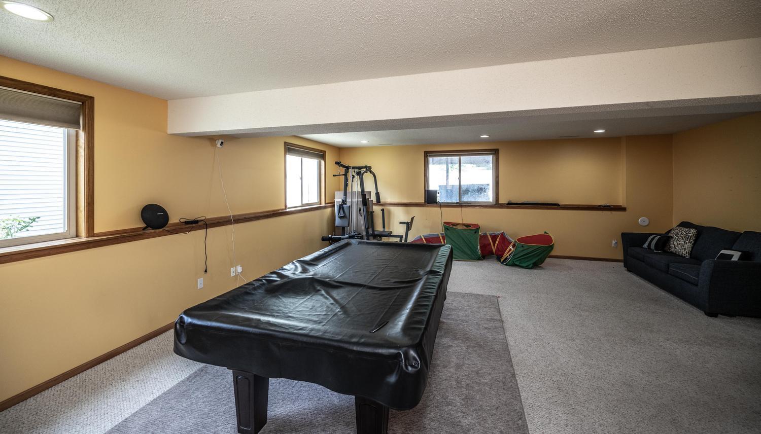 3931 Birmingham Lane Northwest Rochester, MN 55901 - Photo 19 of 36