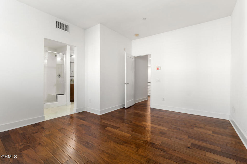 17 Delancy Irvine, CA 92612 - Photo 20 of 35 020_TPP_CamillePaton_17Delancy