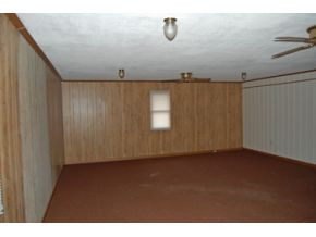 14501 Sandy Ridge Road, Unit 1 Coeburn, VA 24230 - Photo 6 of 8 Back Room