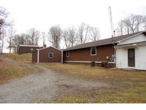 14501 Sandy Ridge Road, Unit 1 Coeburn, VA 24230 - Photo 7 of 8 garage