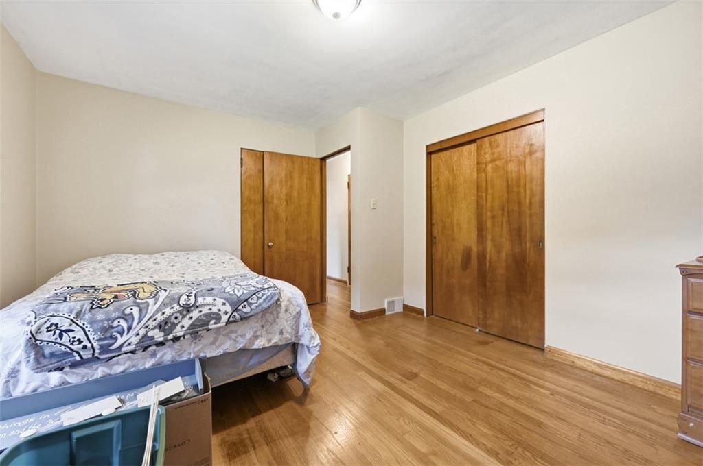 2207 Ridgevue Avenue Aliquippa, PA 15001 - Photo 20 of 41