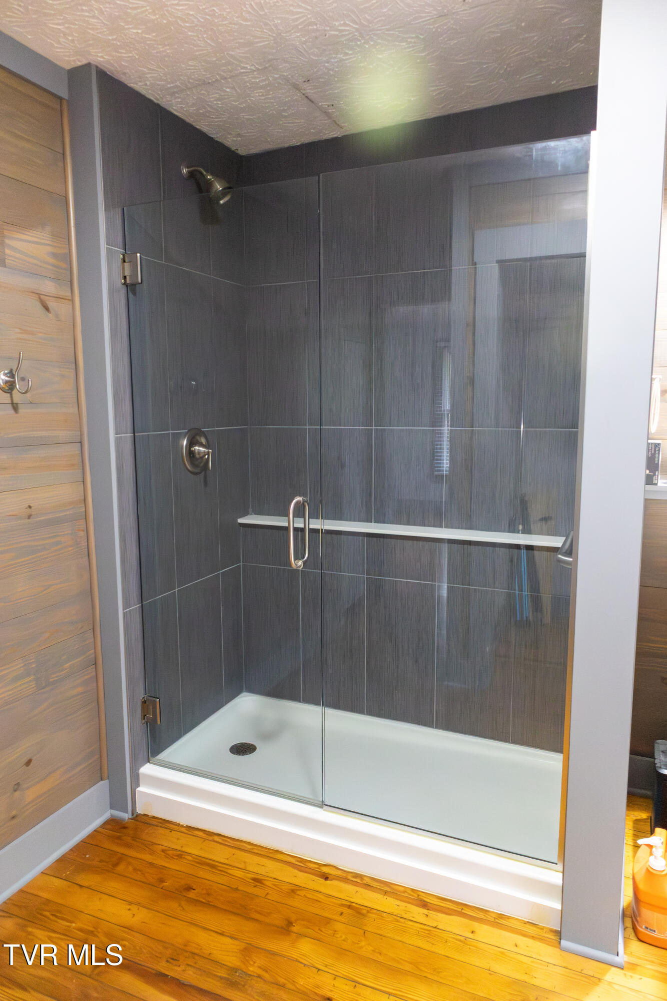 136 Riverview Street Newport, TN 37821 - Photo 15 of 35 20251130-IMG_3196