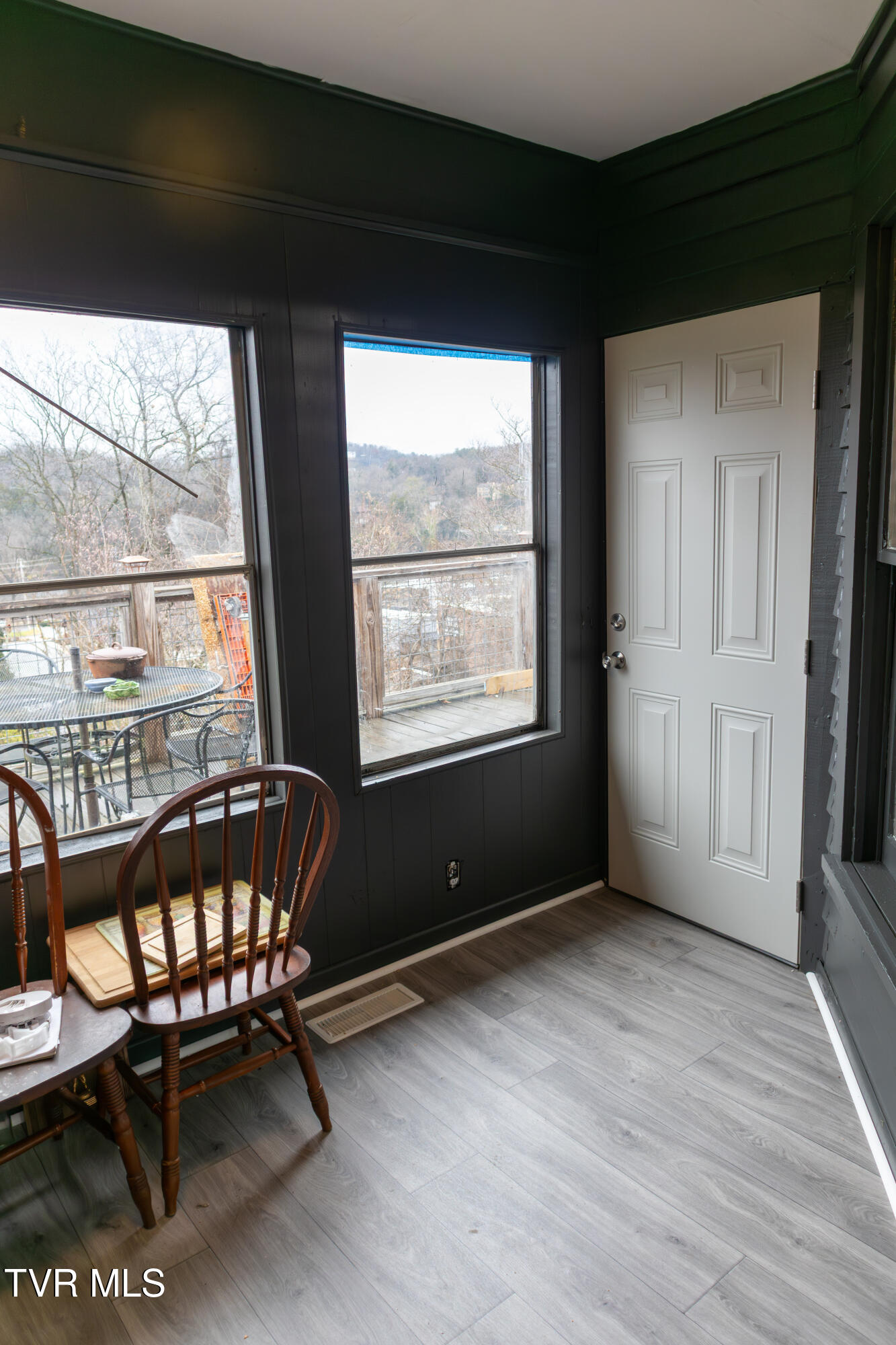 136 Riverview Street Newport, TN 37821 - Photo 18 of 35 20251130-IMG_3201