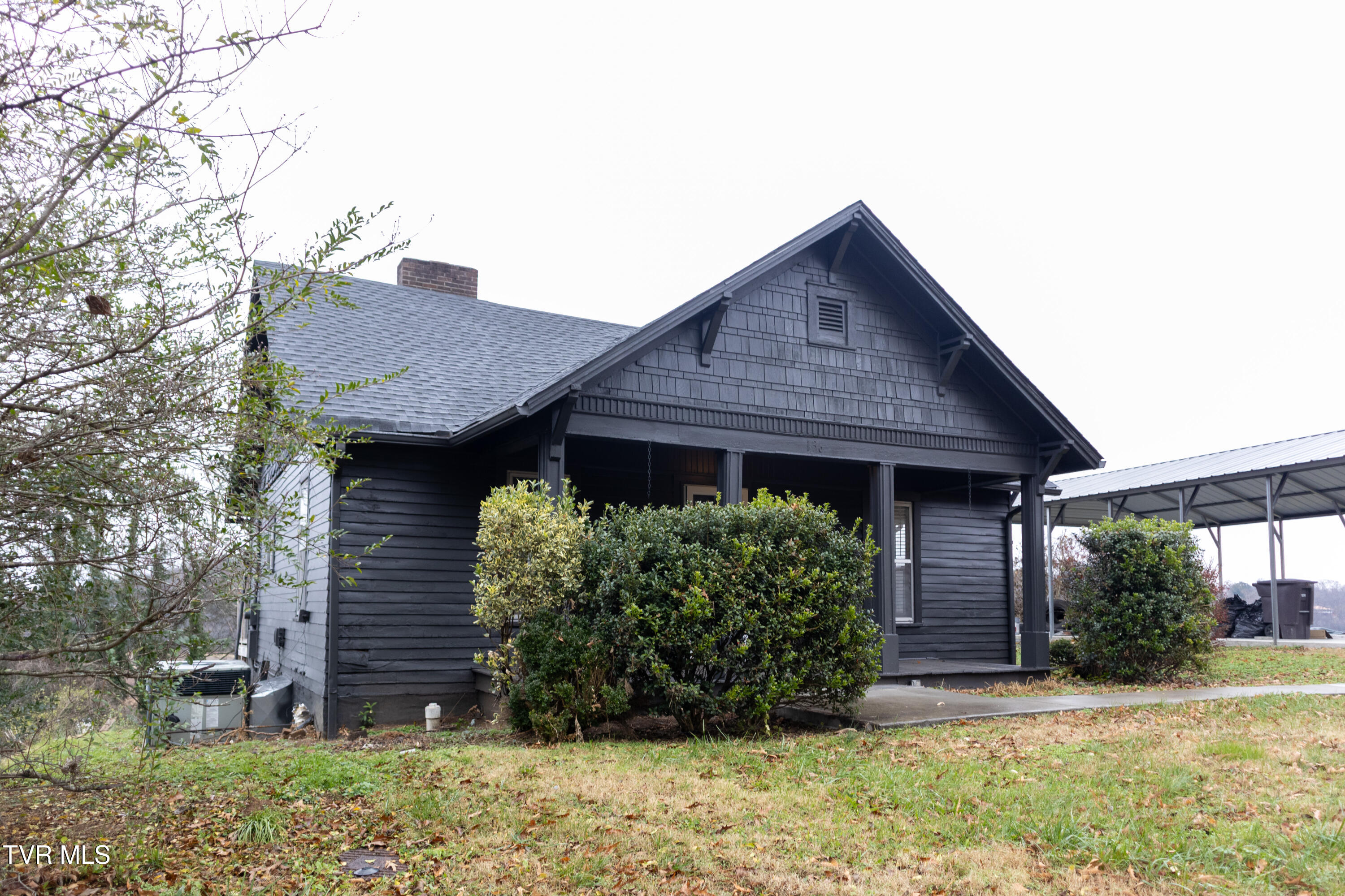 136 Riverview Street Newport, TN 37821 - Photo 2 of 35 20251130-IMG_3214