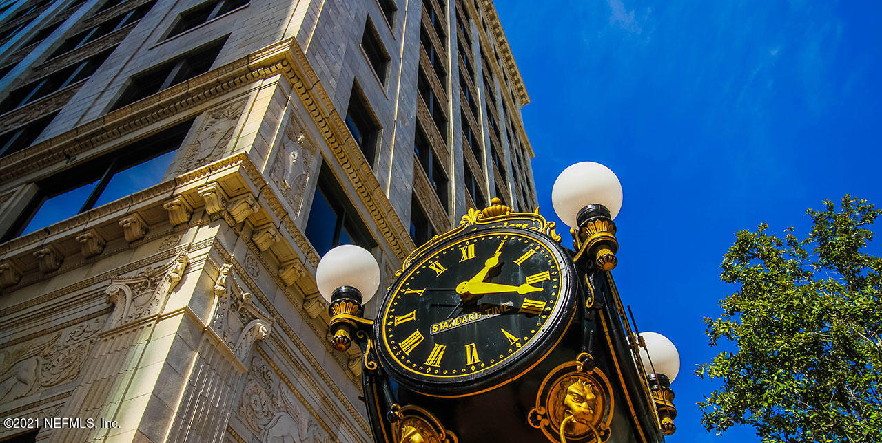 1230 River Oaks Road Jacksonville, FL 32207 - Photo 34 of 36 Downtown-clock