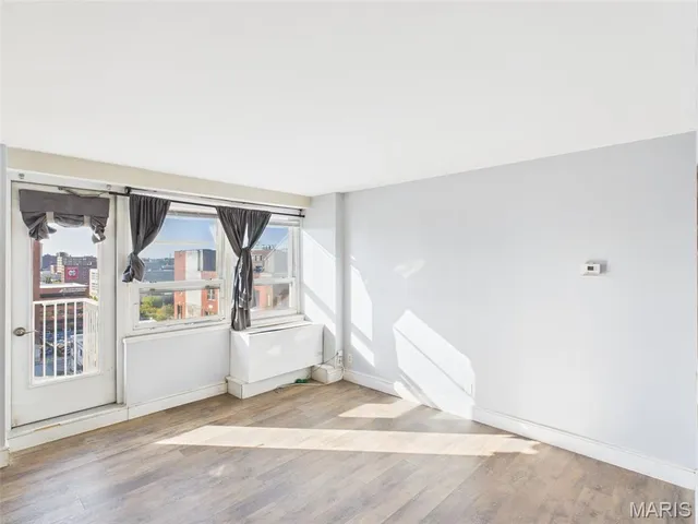 $750 | 210 North 17th Street, Unit 1009, St. Louis, MO 63103