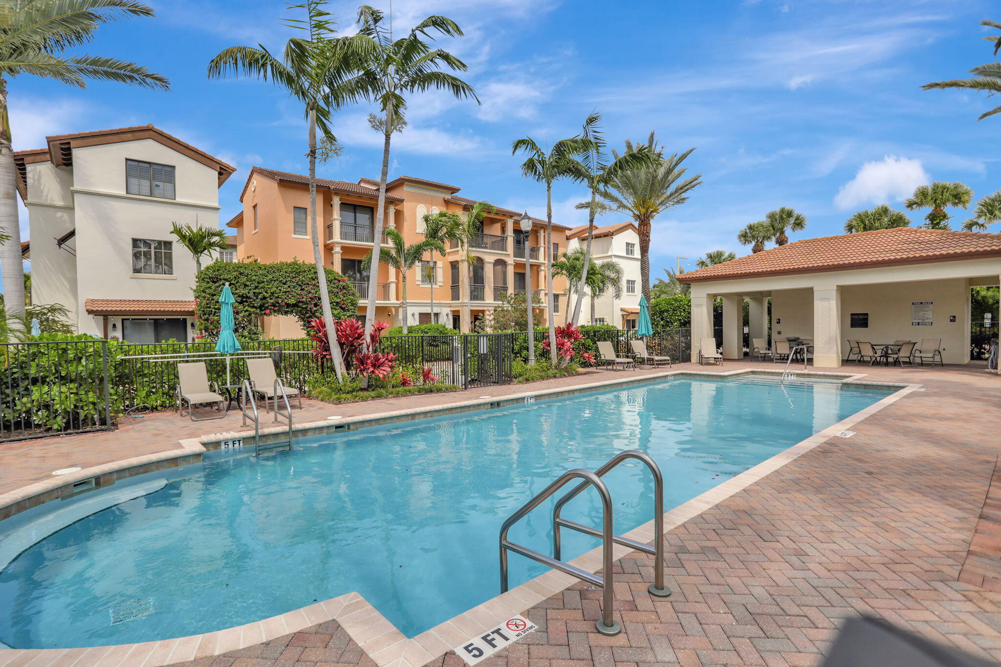 27 Northwest Hawthorne Place Boca Raton, FL 33432 - Photo 48 of 52 52-web-or-mls-001L0969