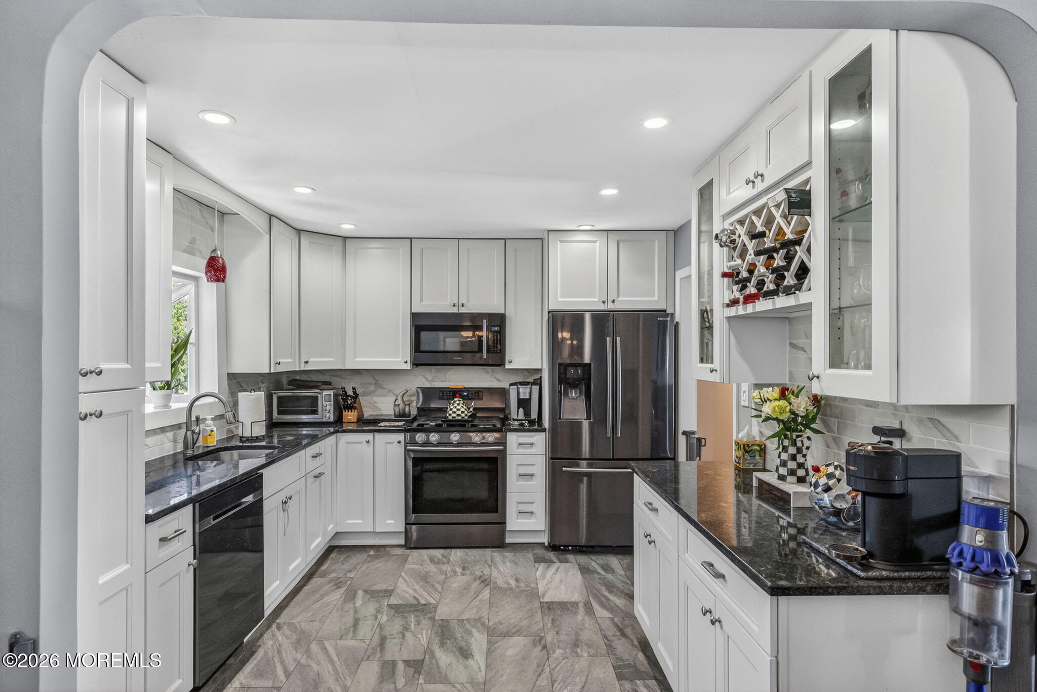 24 Eliot Road Manalapan, NJ 07726 - Photo 7 of 57 31-web-or-mls-DSC08572