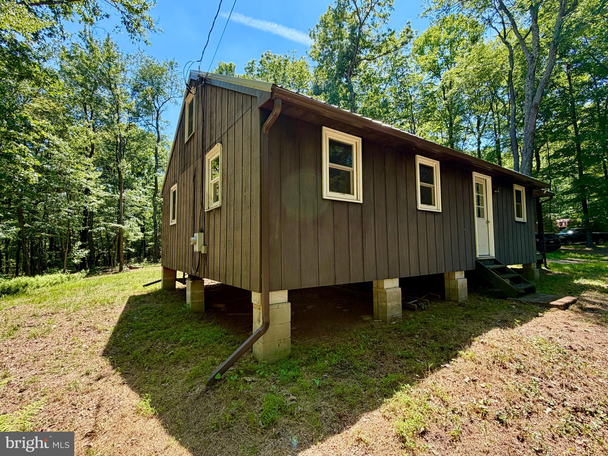 317 Mountainside Road Breezewood, PA 15533 - Photo 8 of 31