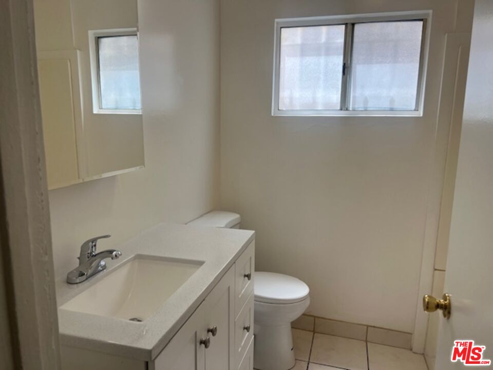 2125 Crenshaw Boulevard Los Angeles, CA 90016 - Photo 13 of 15