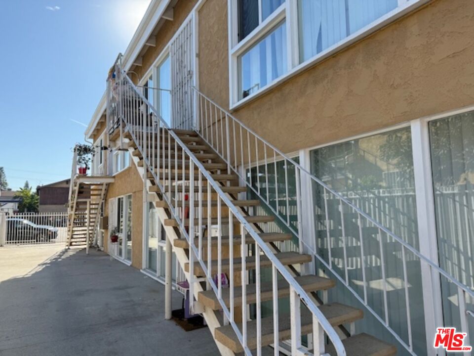 2125 Crenshaw Boulevard Los Angeles, CA 90016 - Photo 5 of 15