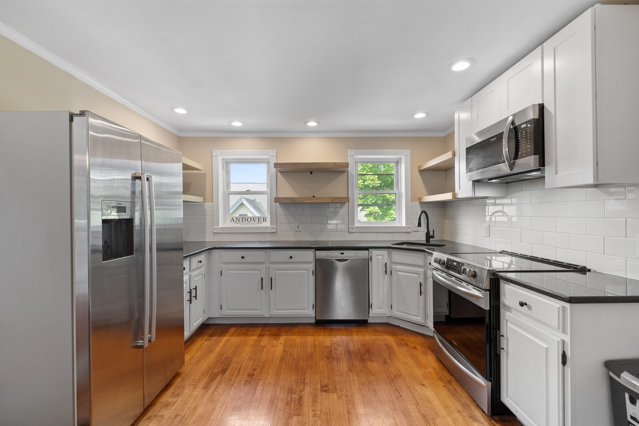 40 Chestnut Street, Unit 3 Andover, MA 01810 - Photo 7 of 26 Gallery Image 7