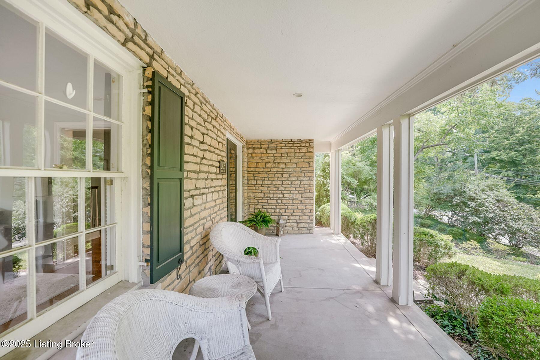 2425 Newburg Road Louisville, KY 40205 - Photo 34 of 43 photo_online_033