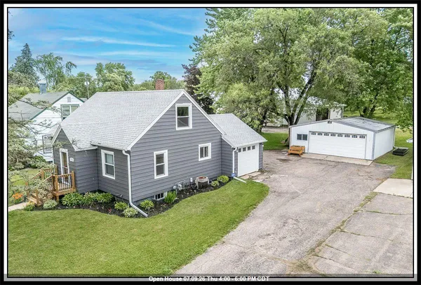 $195,000 | 1118 Depot Street, Manawa, WI 54949